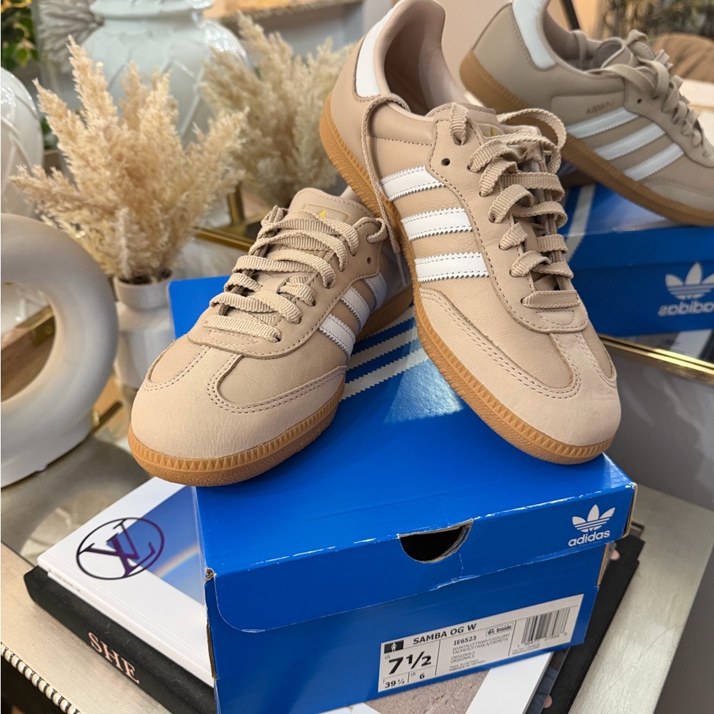 Adidas Samba OG woman’s size 7.5